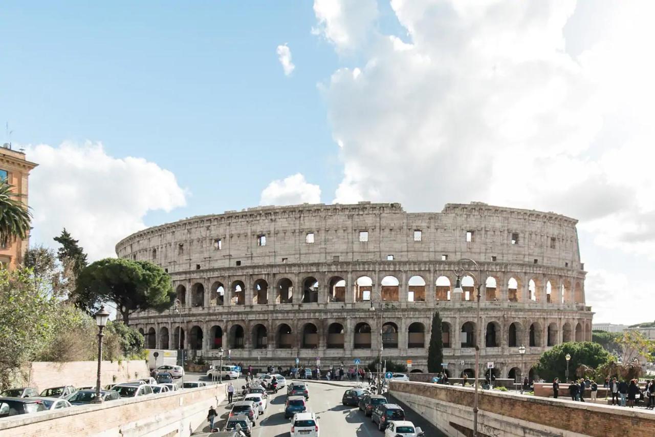 Colosseum'S Courtyard Roma Exterior foto